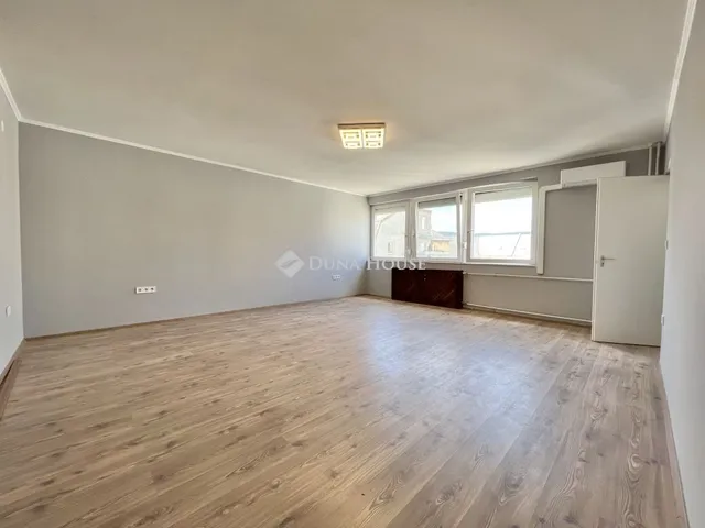 Kiadó lakás Budapest II. kerület 90 nm