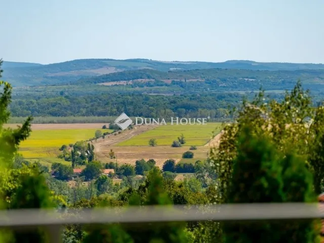 Eladó ház Tahitótfalu 150 nm