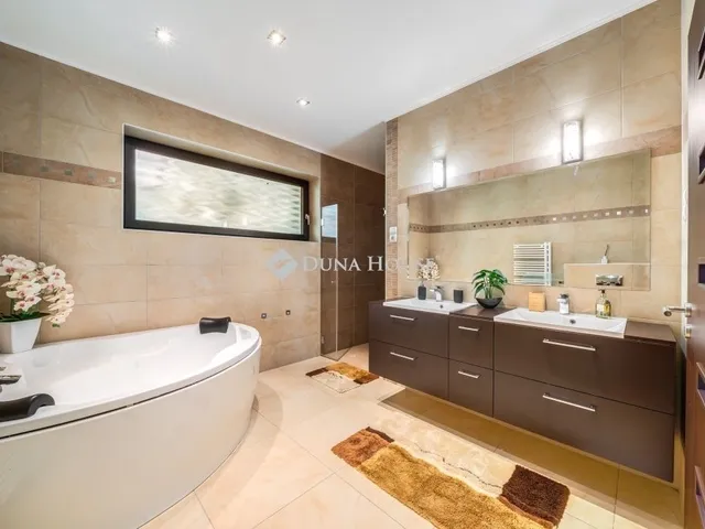 Eladó ház Tahitótfalu 150 nm