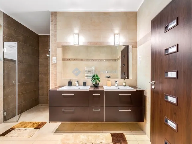 Eladó ház Tahitótfalu 150 nm