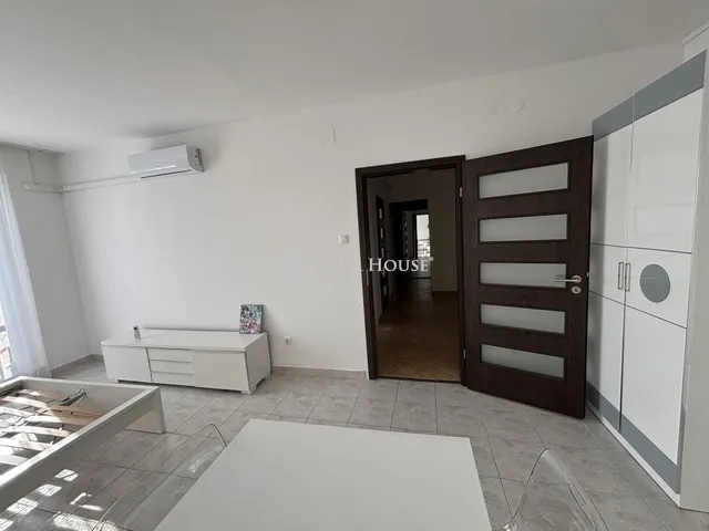 Eladó lakás Budapest III. kerület 57 nm