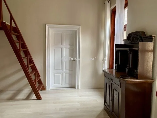 Eladó lakás Budapest VI. kerület 54 nm