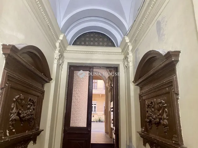 Eladó lakás Budapest VI. kerület 54 nm