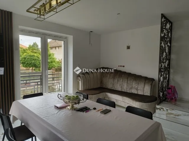 Eladó ház Budapest XV. kerület 82 nm