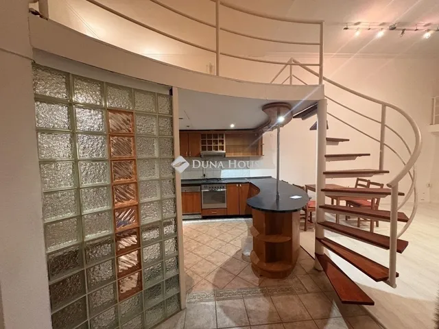 Eladó lakás Budapest VI. kerület 58 nm