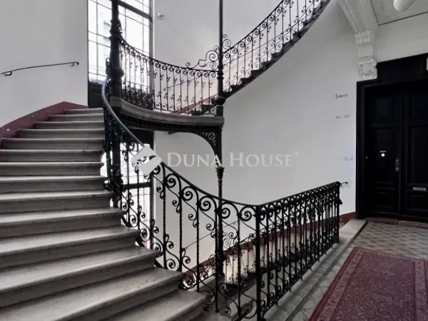 Eladó lakás Budapest V. kerület 173 nm