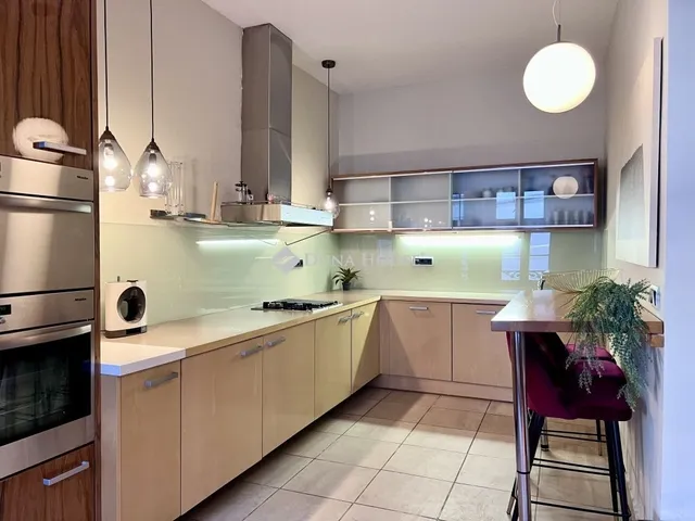 Eladó lakás Budapest V. kerület 173 nm