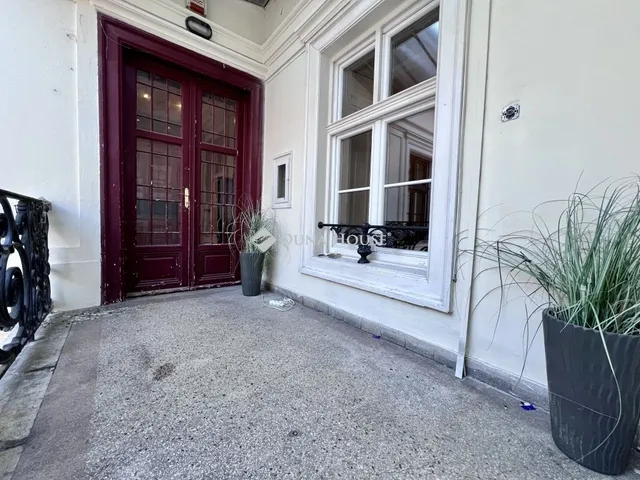 Eladó lakás Budapest V. kerület 173 nm