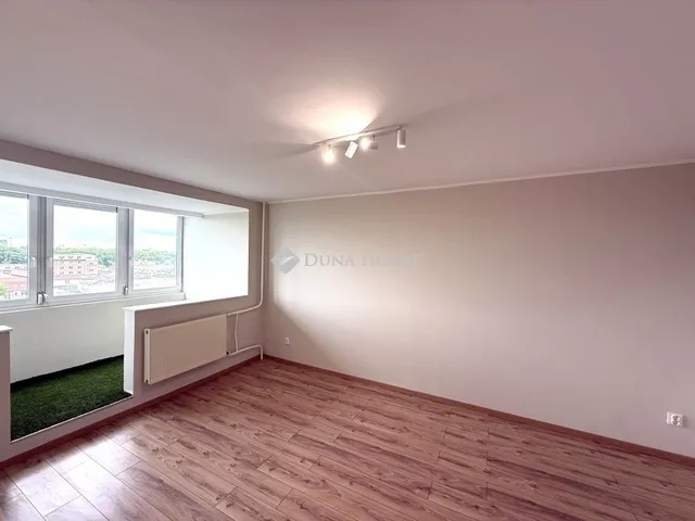 Eladó lakás Budapest III. kerület, Kaszásdűlő 50 nm