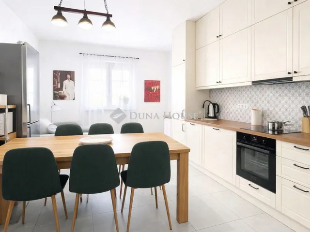 Eladó lakás Budapest II. kerület, Országút 81 nm