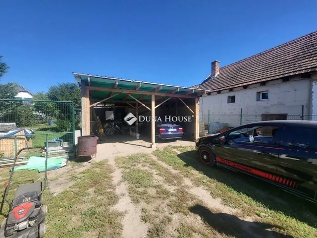 Eladó ház Göd, Újtelep 131 nm