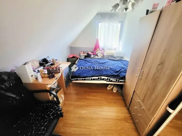 Eladó ház Göd, Újtelep 131 nm