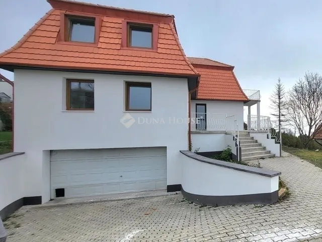 Eladó ház Szentendre, Pismány 200 nm