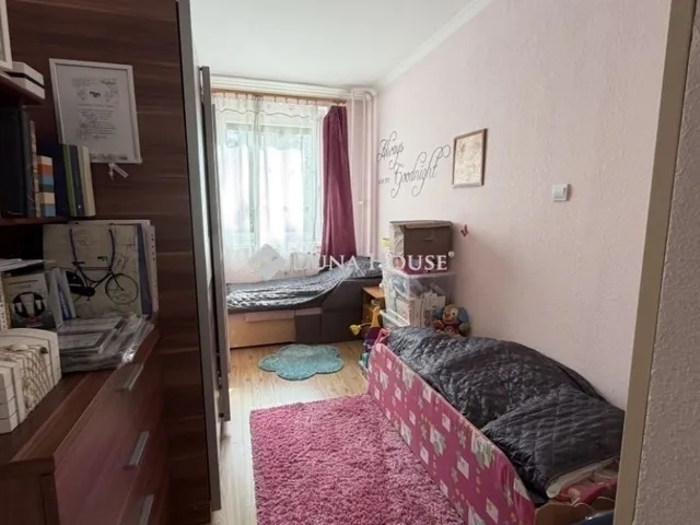 Eladó lakás Budapest III. kerület 81 nm