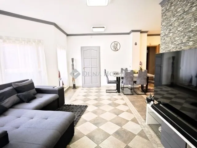 Eladó ház Sződliget 140 nm