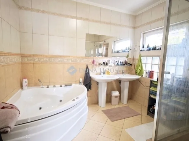 Eladó ház Sződliget 140 nm