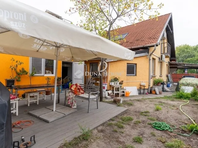 Eladó ház Budapest XV. kerület, Rákospalota 192 nm