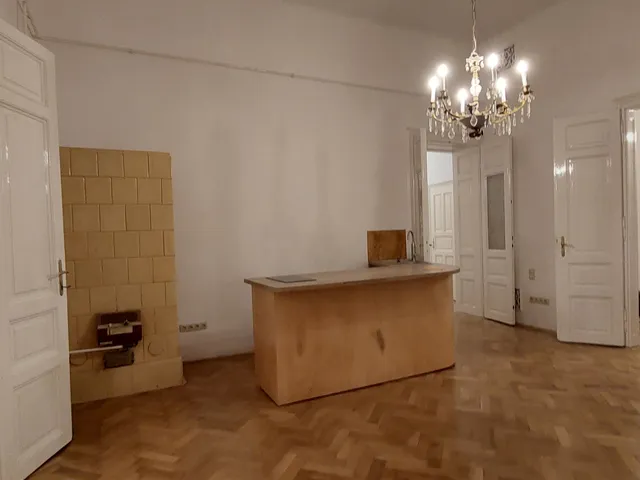 Kiadó lakás Budapest VI. kerület, Teréz körút 88 nm