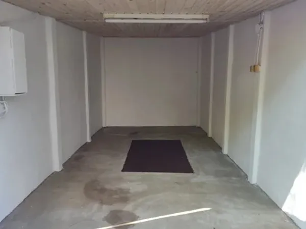 Eladó garázs Nyíregyháza 15 nm