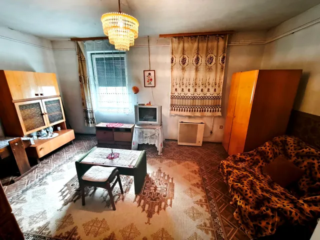 Eladó ház Buj 54 nm