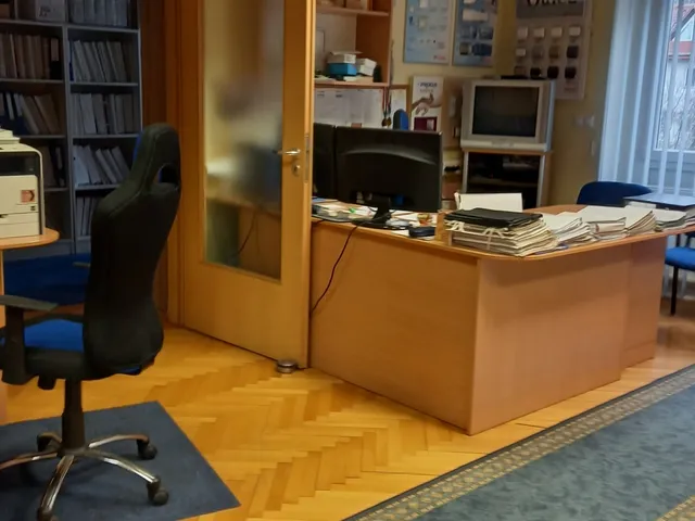 Eladó kereskedelmi és ipari ingatlan Nyíregyháza 93 nm