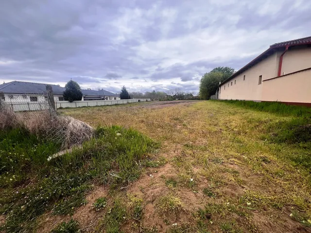 Eladó telek Nyíregyháza 2052 nm