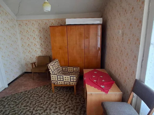 Eladó ház Tiszaeszlár 170 nm