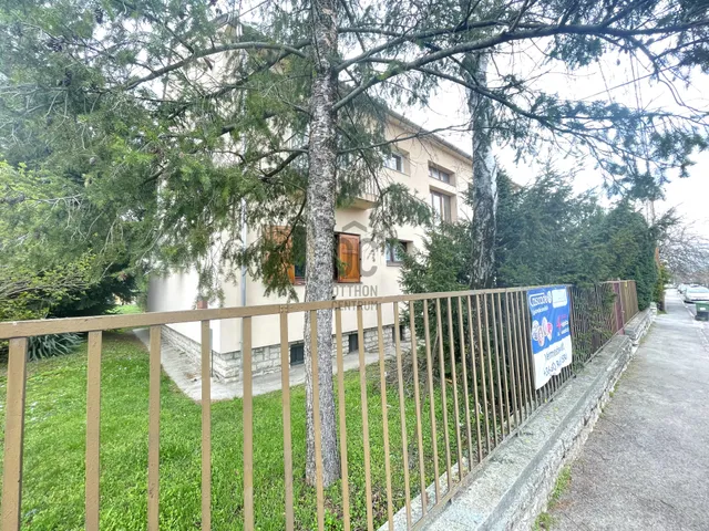 Eladó lakás Veszprém 65 nm