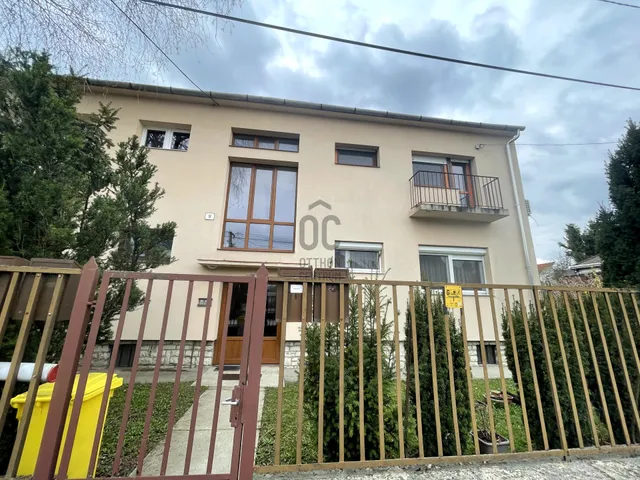 Eladó lakás Veszprém 65 nm