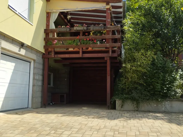 Eladó ház Bakonyszentkirály 126 nm