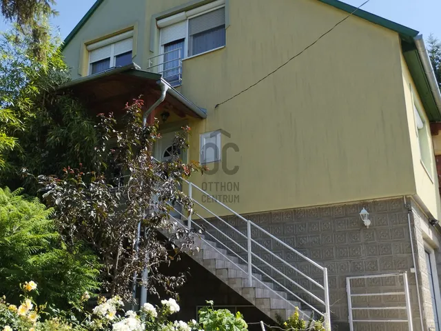 Eladó ház Bakonyszentkirály 126 nm