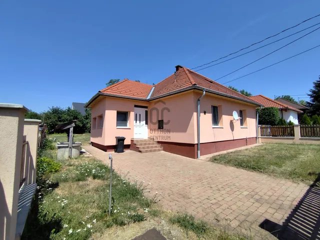 Kiadó ház Balatonfűzfő 55 nm