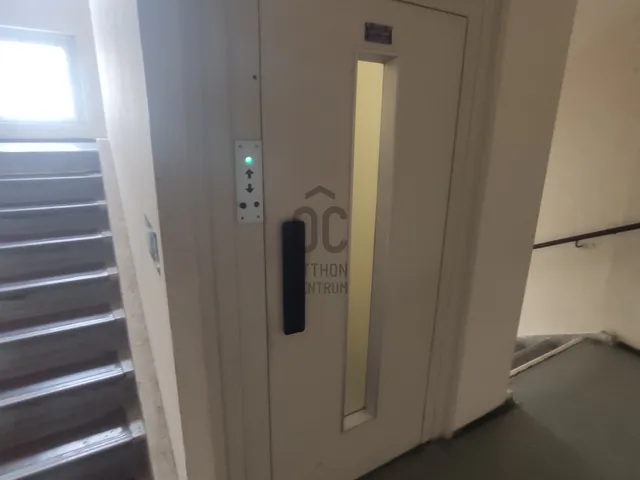 Eladó lakás Veszprém, Jutasi úti lakótelep 32 nm