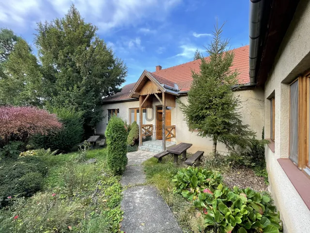 Eladó ház Bakonybél 170 nm