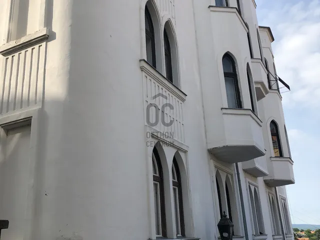 Eladó lakás Veszprém, Belváros 123 nm