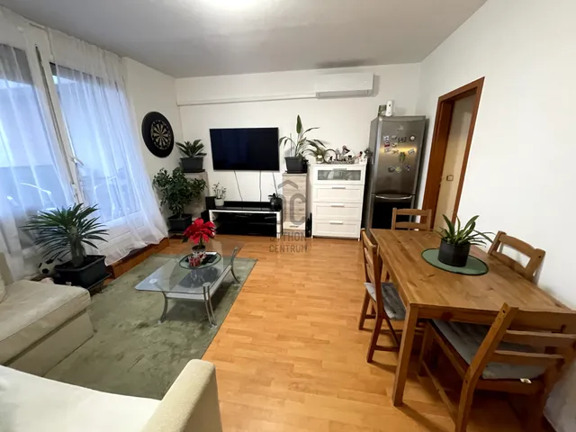 Eladó lakás Veszprém, Füredidomb 49 nm