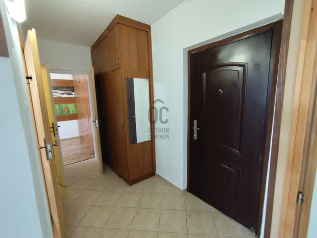 Eladó lakás Veszprém, Egyetemváros 48 nm