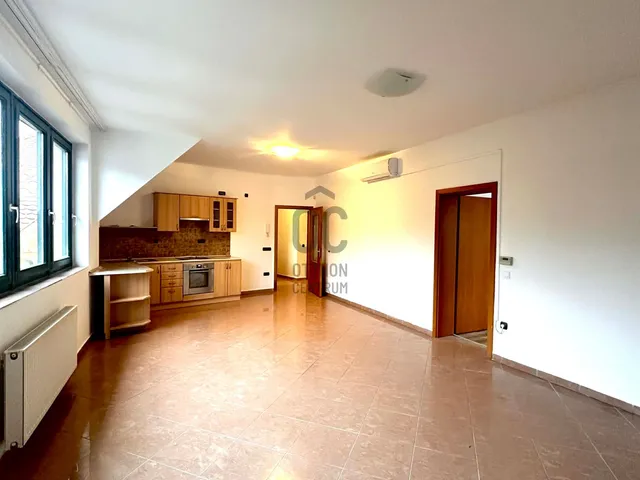 Eladó lakás Veszprém, Belváros 105 nm