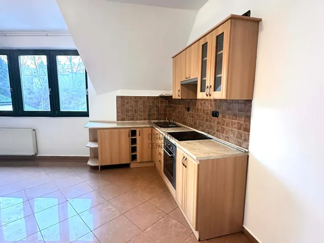 Eladó lakás Veszprém, Belváros 105 nm