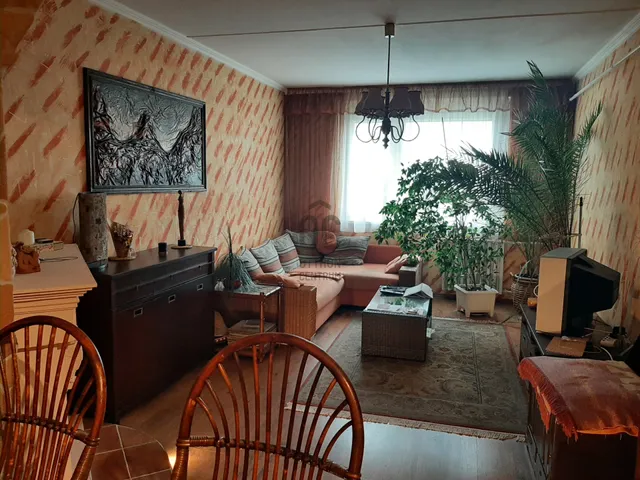 Eladó lakás Veszprém, Jutasi úti lakótelep 62 nm