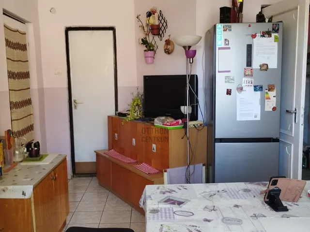 Eladó ház Pápateszér 100 nm