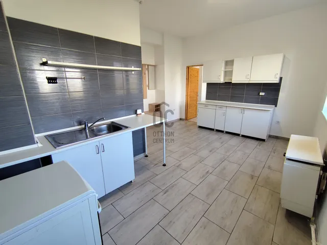 Eladó lakás Berhida, Peremarton 53 nm