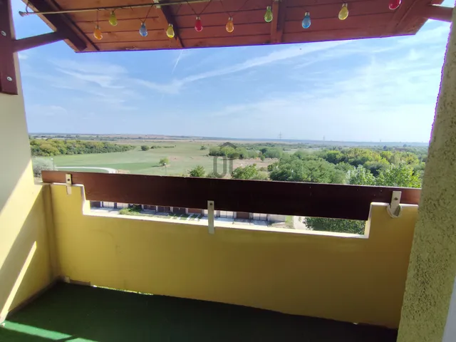 Eladó lakás Pétfürdő 71 nm