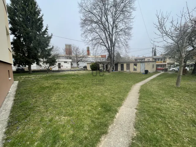 Eladó lakás Veszprém, Újtelep 83 nm