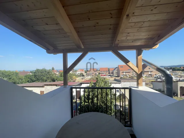 Eladó lakás Balatonfüred, Balatonarács 21 nm