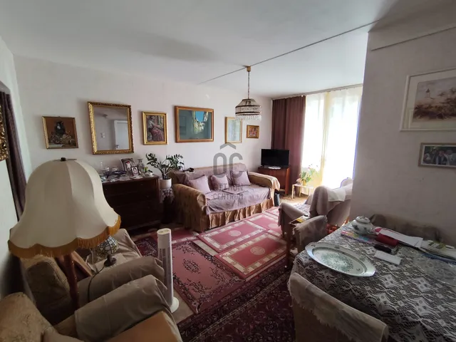 Eladó lakás Várpalota, Felsőinkám 67 nm