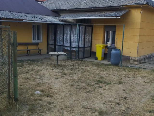Eladó ház Bakonynána 84 nm