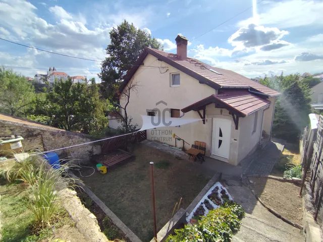 Eladó ház Veszprém, Pajtakert 174 nm