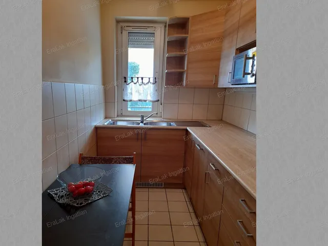 Eladó lakás Győr 68 nm