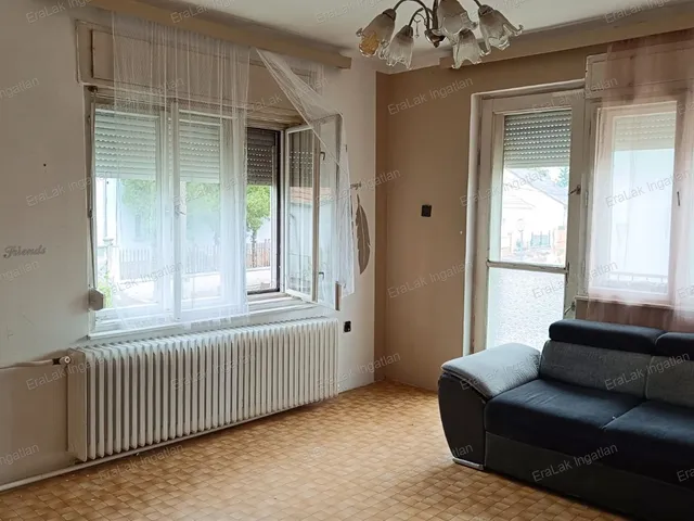 Eladó lakás Győr 112 nm